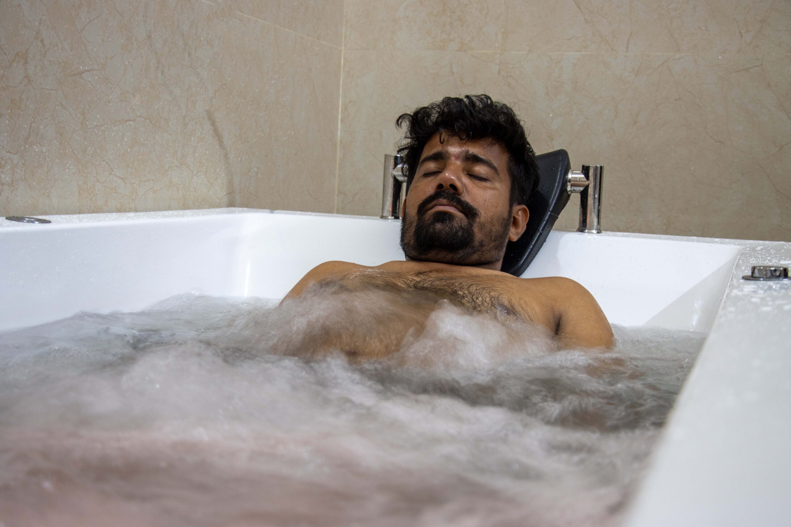 Jacuzzi Hydrotherapy at Janani Yoga and Naturopathy hospital